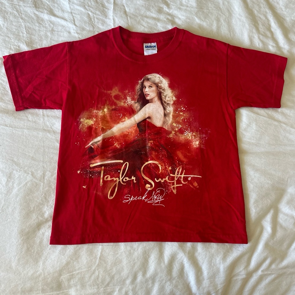 Vintage Taylor Swift Comcert Tee Red Shirt Size Youth Small Never Worn Rare Find